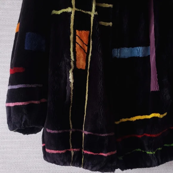 Zuki Abstract Design Fur Coat